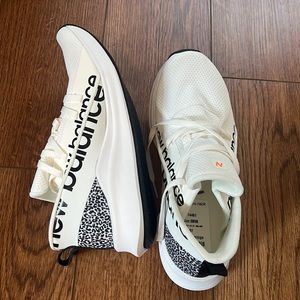 Brand New: New Balance Tennis Shoes. Size 8.5